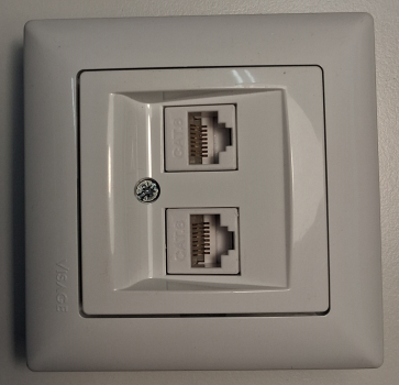 Preview: Datenbuchse Visage Gunsan weiss 2-fach CAT6 Internet Netzwerk