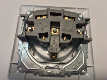 Gunsan Visage Steckdose Unterputz Weiss 1281100200115 günsan electric