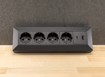 4-fach Steckdosenblock + 2x USB A+C 3,1A schwarz Aufbausteckdosen 23790