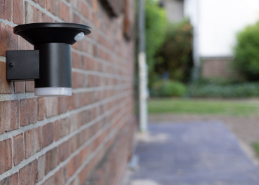 ChiliTec LED Solar Wandleuchte "SWL-AS500" IP44 3000K PIR Sensor 24002
