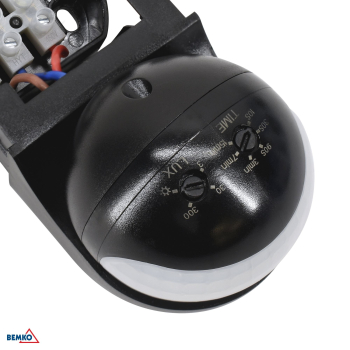 Bemko Bewegungsmelder 180° IP44 1200/600W Aufputz IR schwarz B50-SES12BL-A