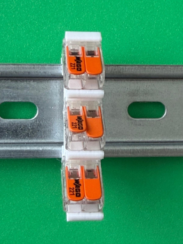 Preview: SOIXX Hutschienenhalter XWD für WAGO 221-412 DIN Rail 35mm Weiß