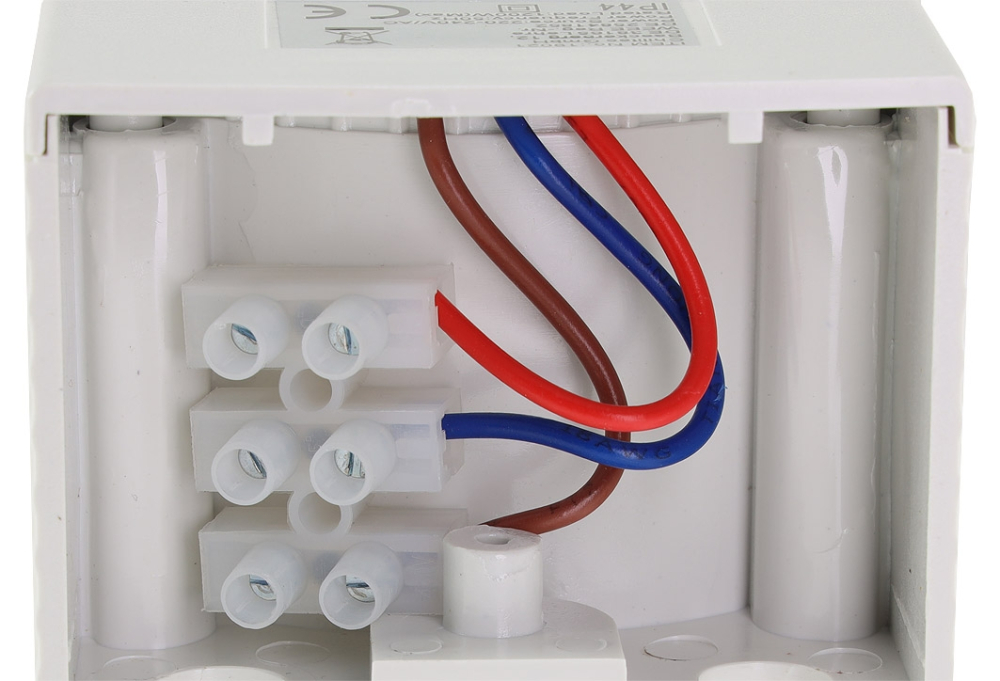 Aufputz Bewegungsmelder CBI 180° IP44 weiß 19021