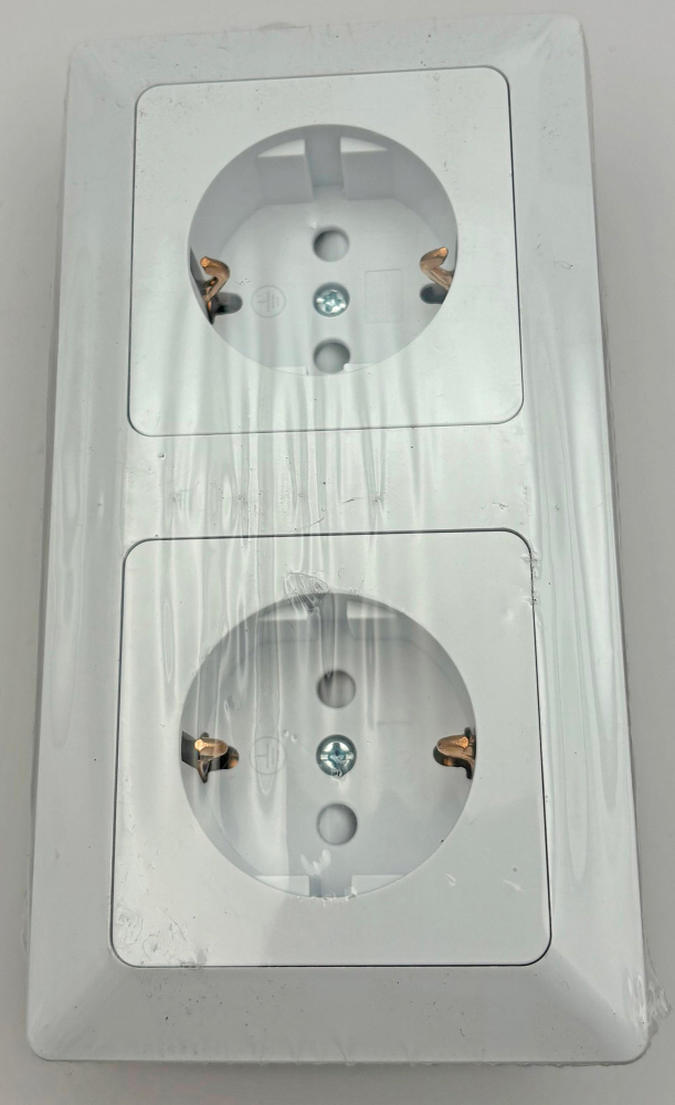 MILOS Set 2 Steckdosen + 2-fach Rahmen Matt Weiß mit erhöhtem Berührungsschutz, Klemm 22930