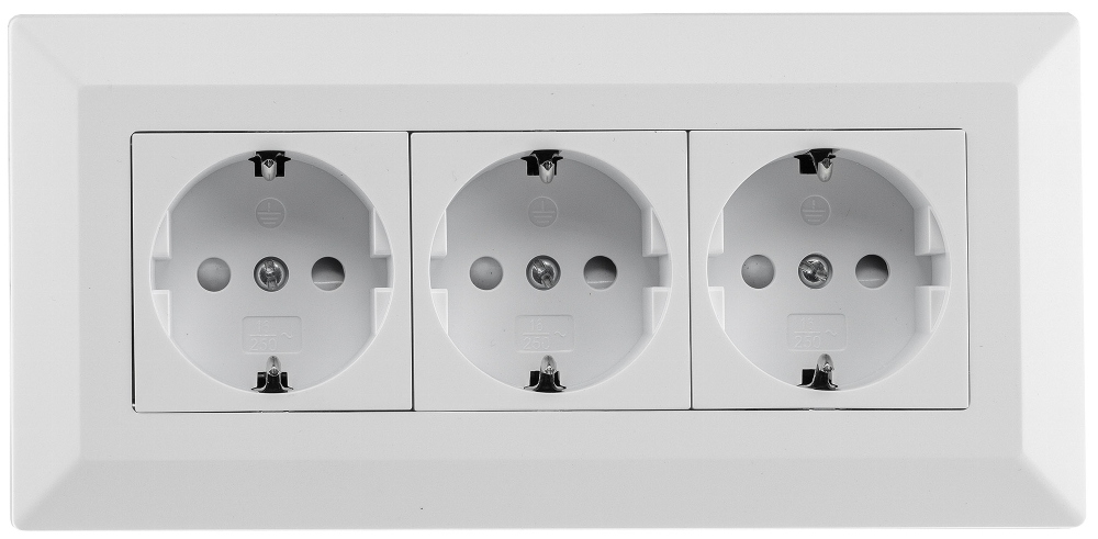 3-fach Steckdosenblock weiss matt Aufbau-Steckdosen 23631