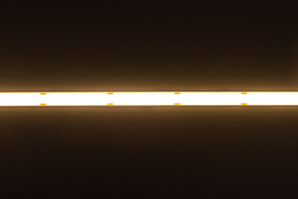 LED-Streifen LCOB HIGH LUMEN WW 3000K 1890Lm/1m RA90 24V 5m Rolle 39440