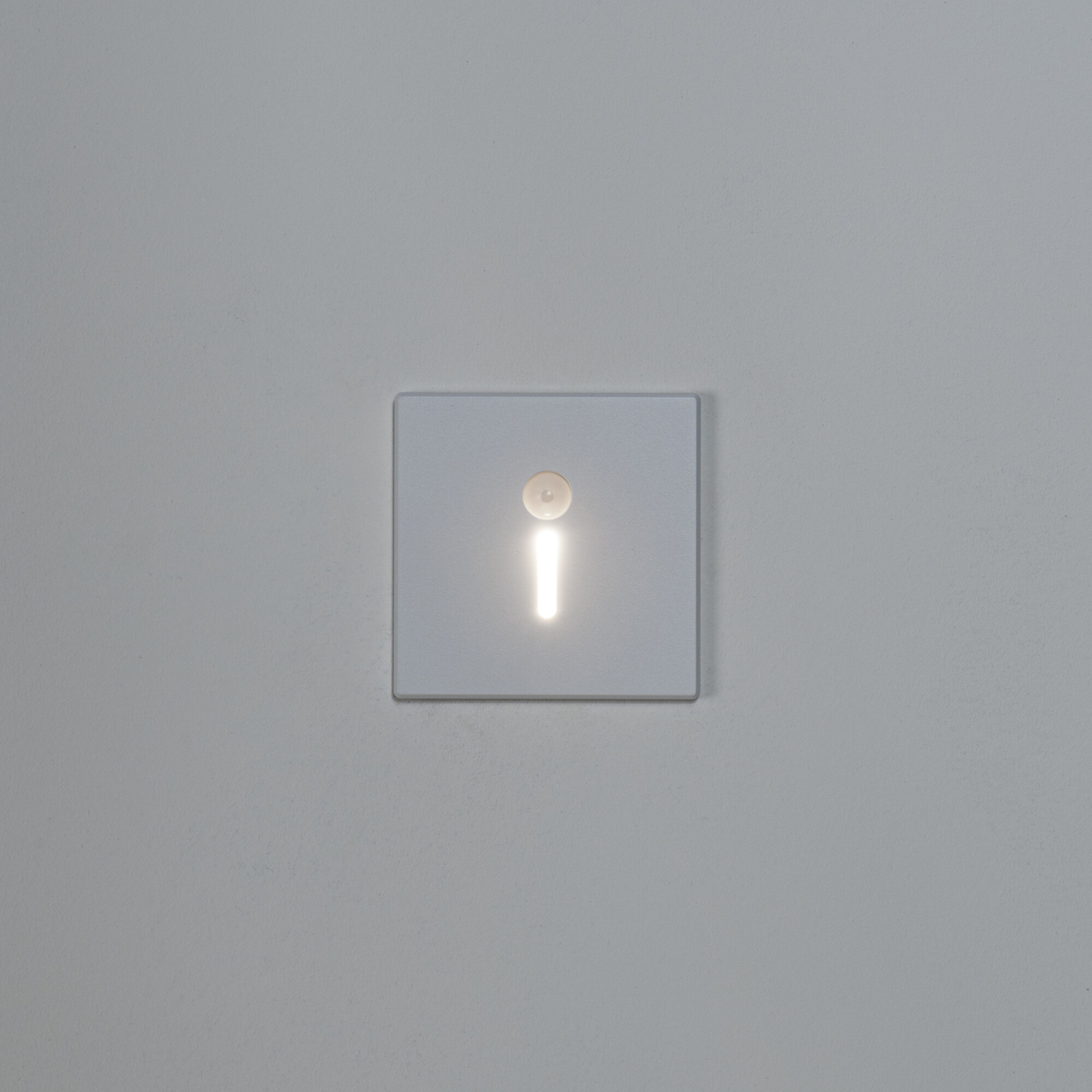 LED Wandleuchte MAGNIK mit Bewegungsmelder PIR weiss CCT 2700-5700K eckig 230V 90791