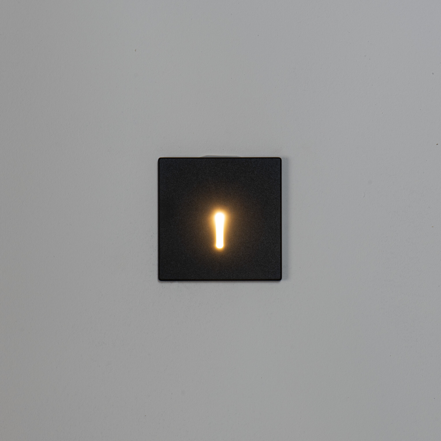 LED Treppenleuchte MAGNIK schwarz CCT 2700-5700K eckig 230V 1,7W 10Lm 90792