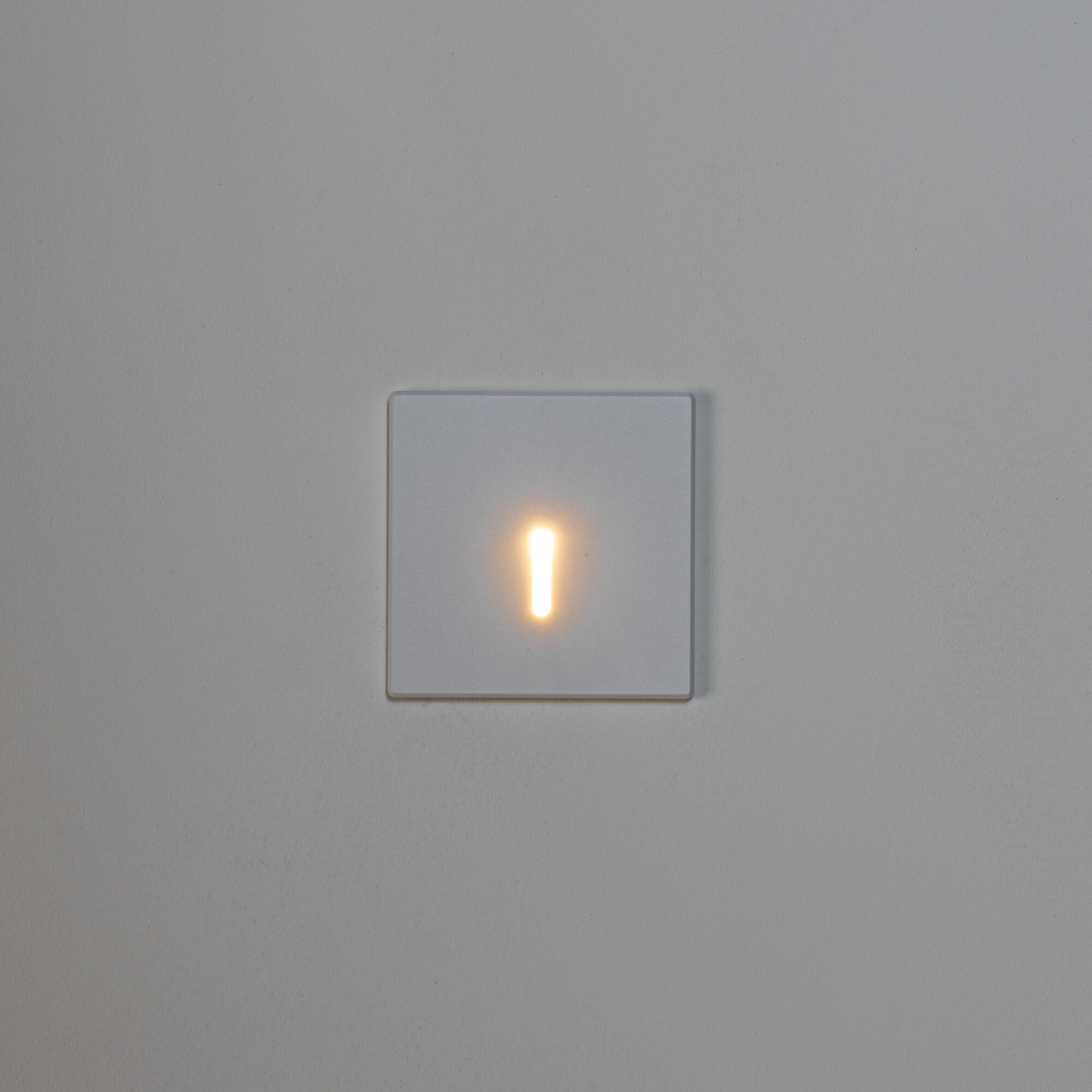 LED Treppenspot MAGNIK Weiss eckig CCT 2700-5700K 230V 1,7W 27Lm 90793