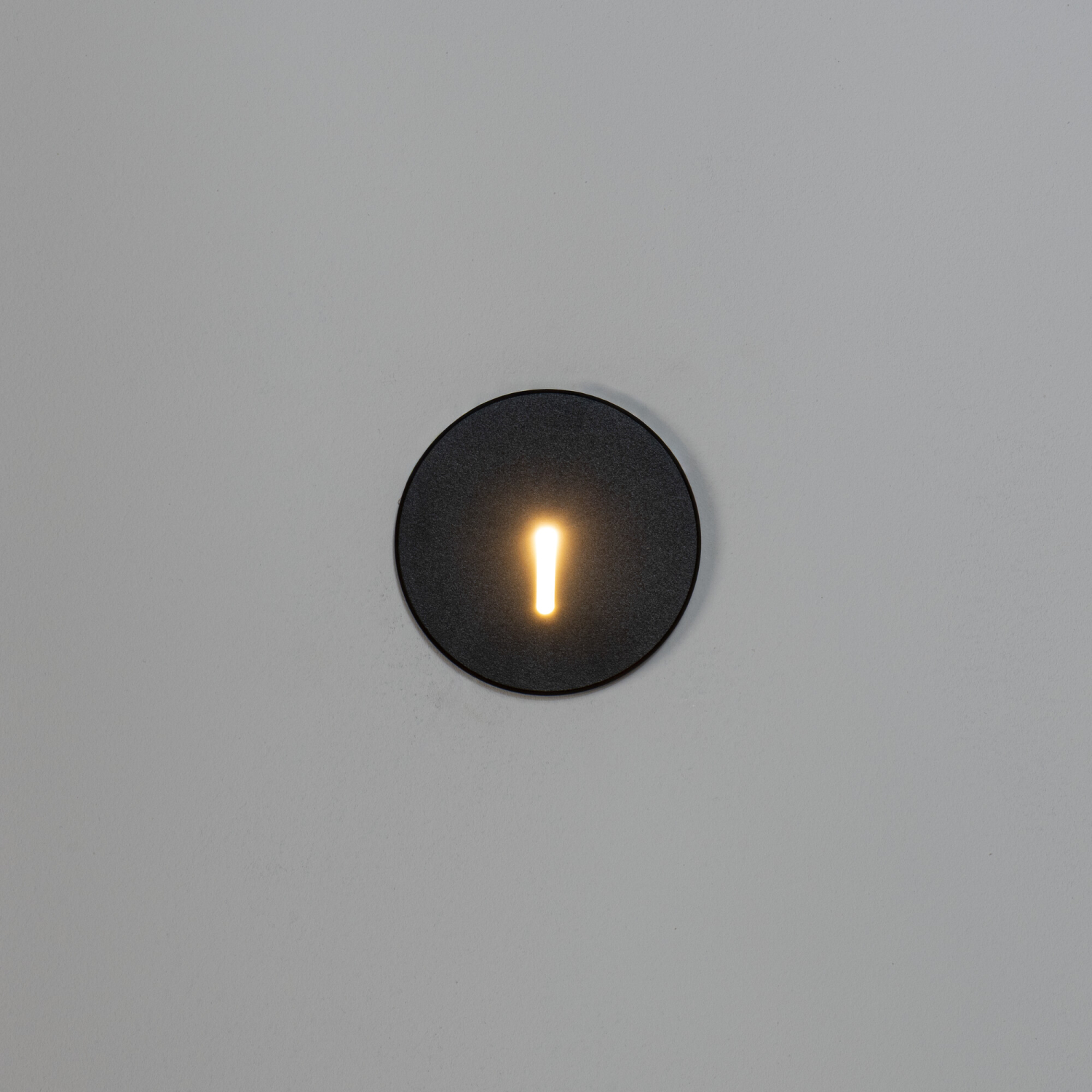 LED Stuffenleuchte MAGNIK schwarz CCT 2700-5700K rund 230V 1,7W 10Lm 90796