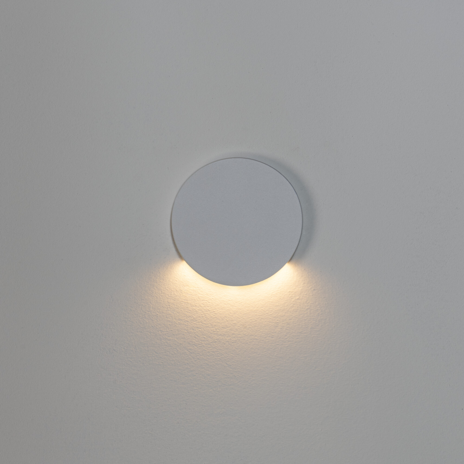 LED Stuffenleuchte MAGNIK Weiss rund 230V CCT 2700-5700K 1,7W 7Lm 90827