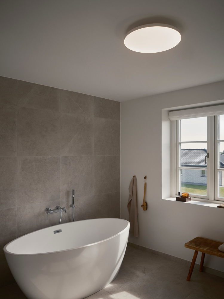 Nordlux LED Deckenleuchte Serenova 41 3000/4000/5700K weiß 32W IP65