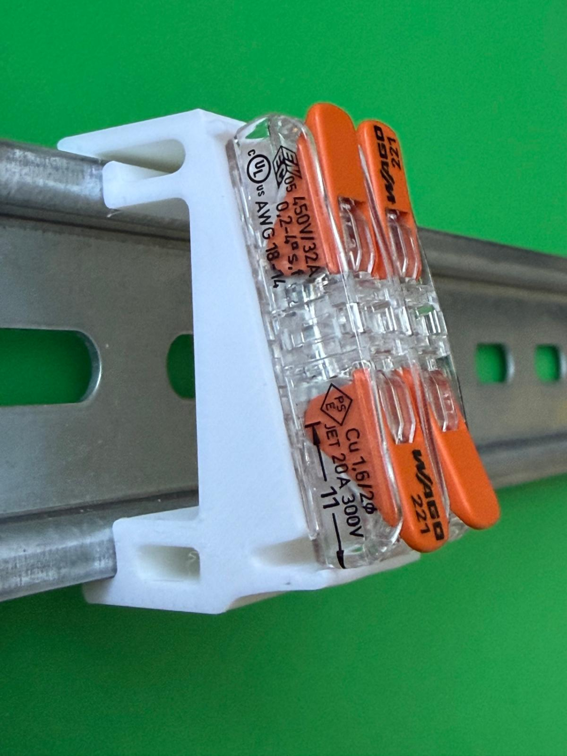 SOIXX Hutschienenhalter XWD für 2x WAGO 221-2411 DIN Rail 35mm Weiß