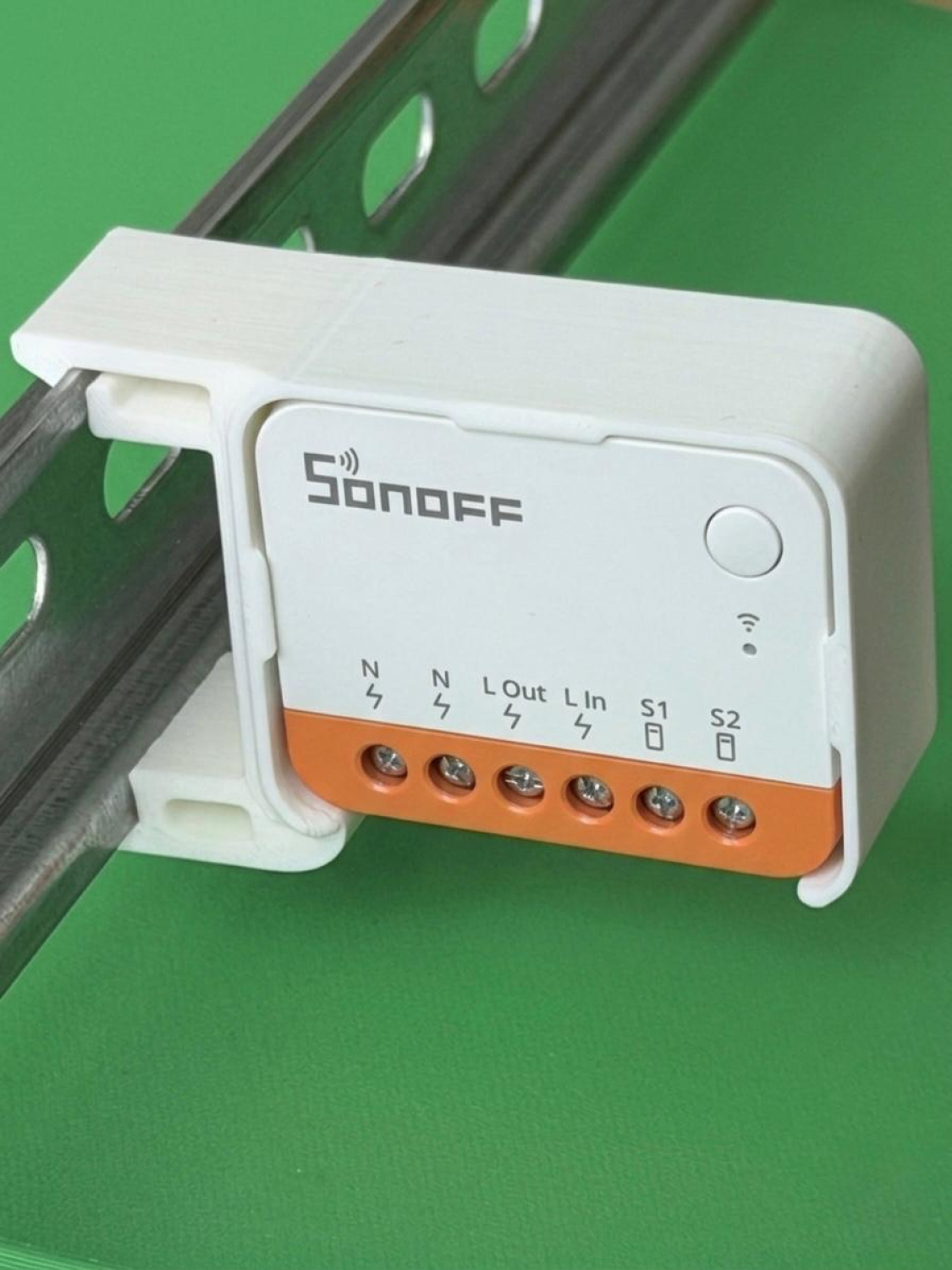 4x SOIXX Hutschienenhalter 90° Halter für Sonoff Mini R4 DIN Rail 35mm Hutschiene SFD-4MR4-028