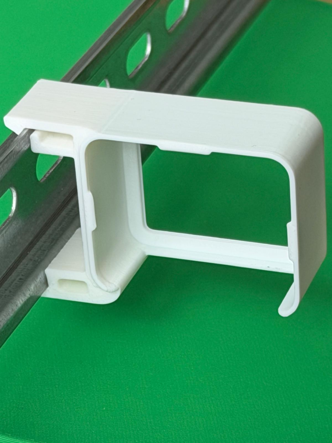 4x SOIXX Hutschienenhalter 90° Halter für Sonoff Mini R4 DIN Rail 35mm Hutschiene SFD-4MR4-028